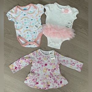 New 3-6m Bundle of Baby Bodysuit Shirt Top Baby Shower Gift Girl Skirt Dress